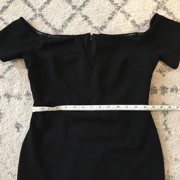 Lulu’s Lynne Off the Shoulder Floor Length V Bar Formal Maxi Dress - Picture 5 of 11